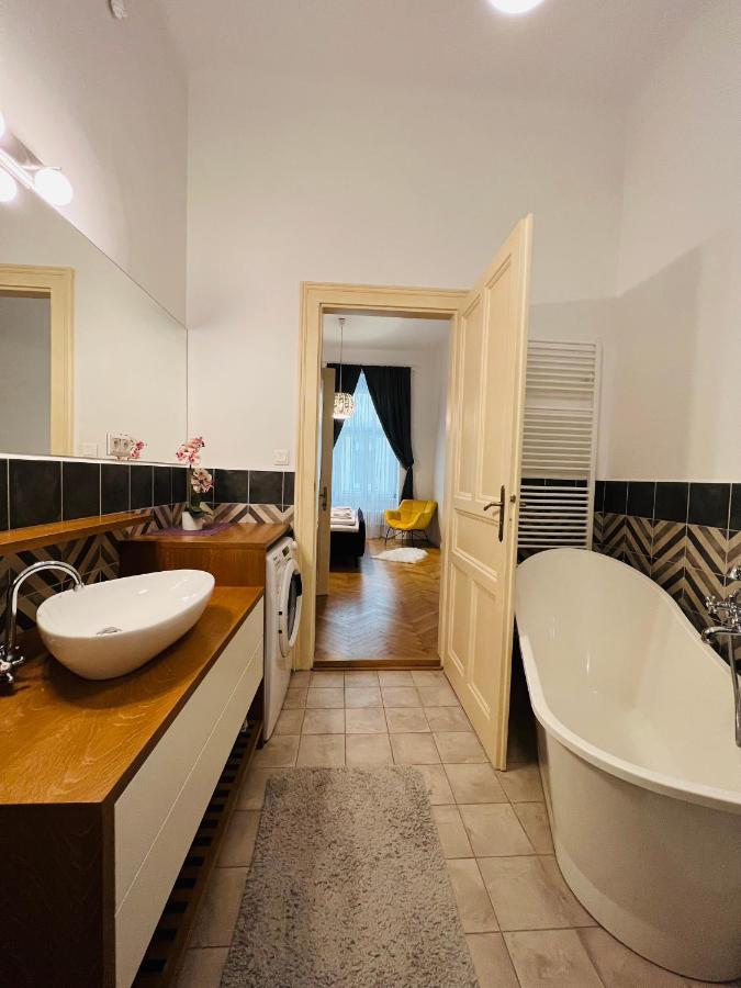 Beautiful Condo At The Old Town Bratislava Exteriér fotografie