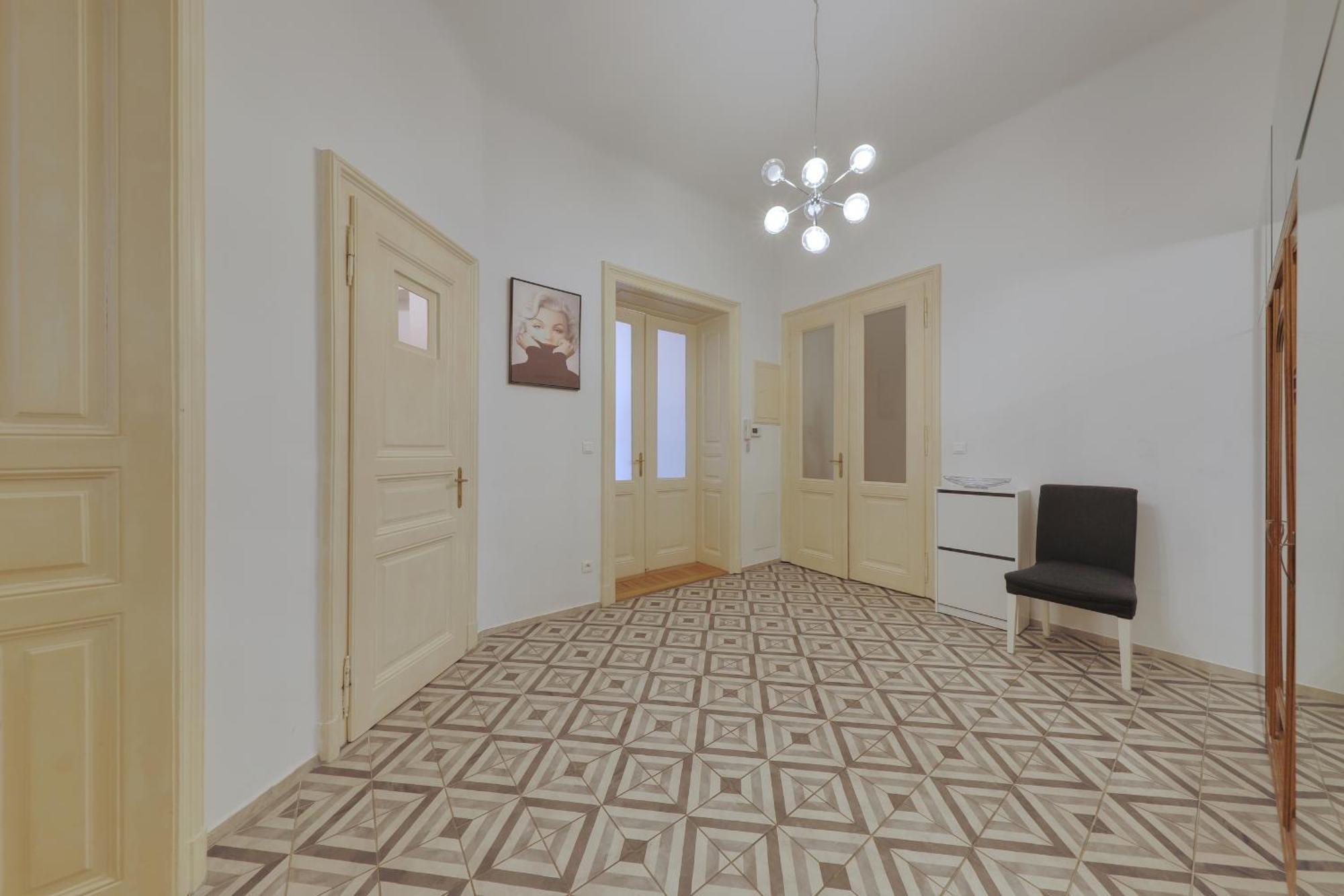 Beautiful Condo At The Old Town Bratislava Exteriér fotografie
